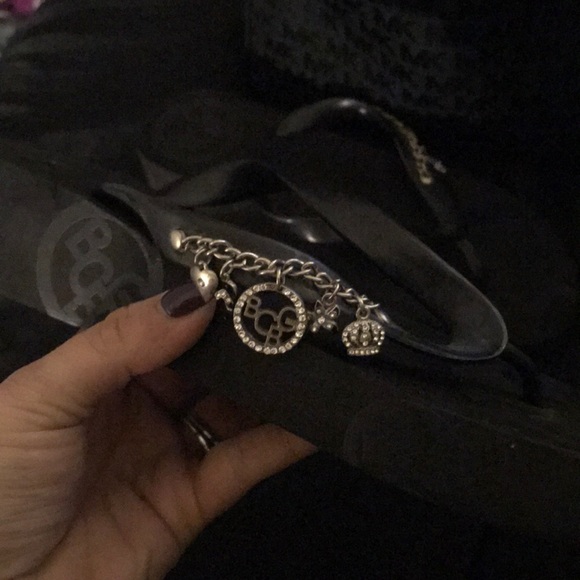 Bcbg flip flops - Picture 2 of 4